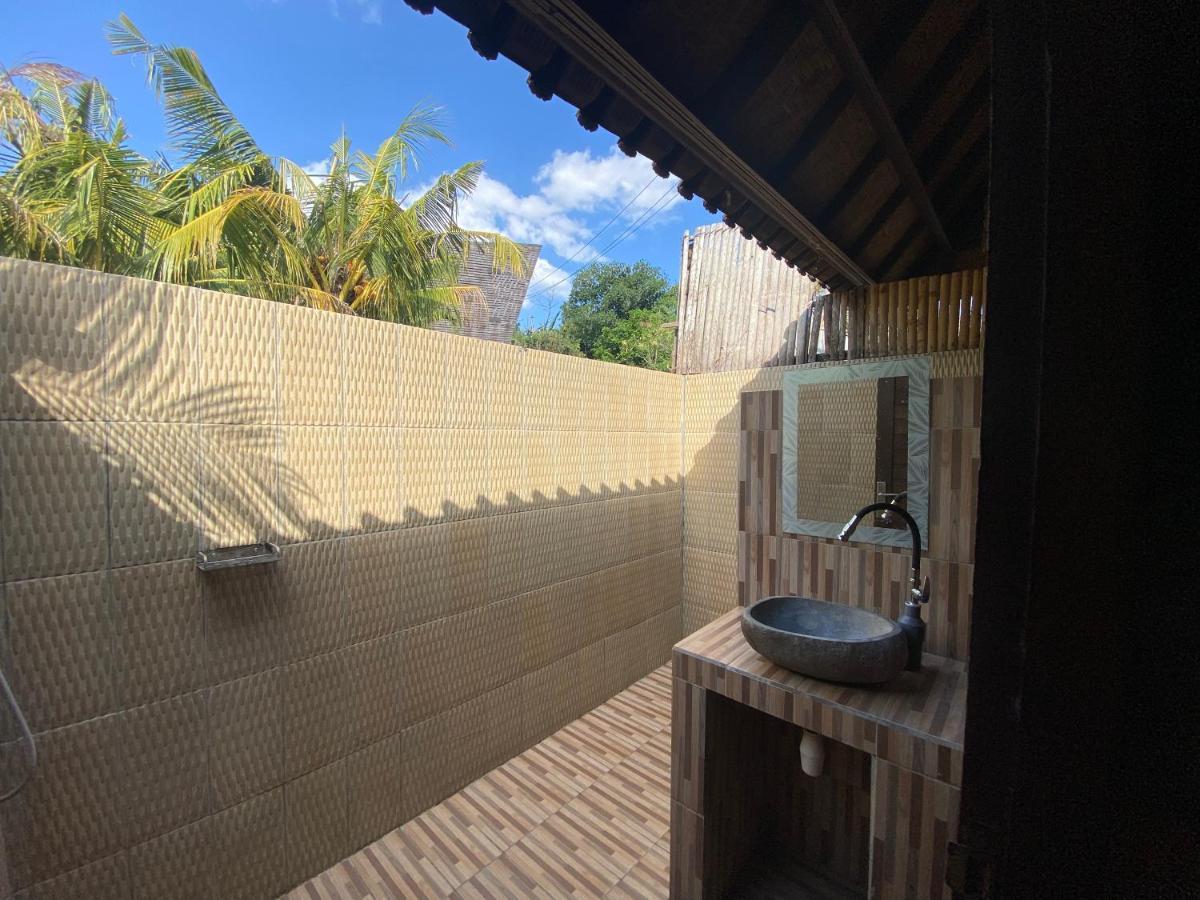Lembah Bhucarya Hotel Lembongan Esterno foto