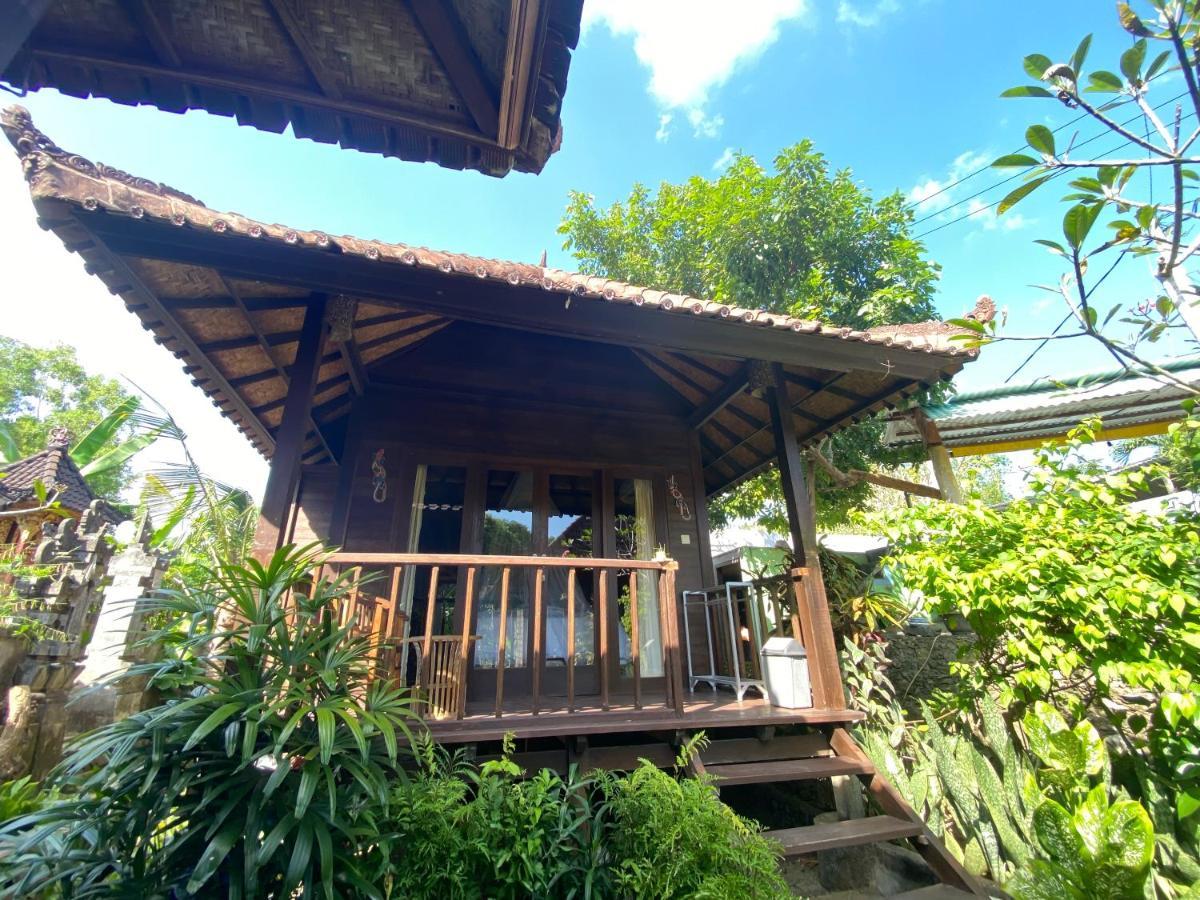 Lembah Bhucarya Hotel Lembongan Esterno foto