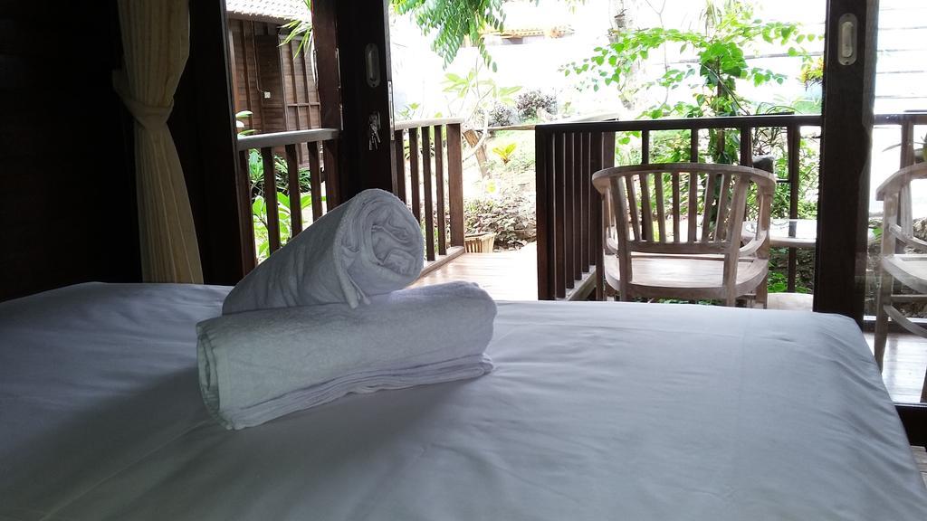 Lembah Bhucarya Hotel Lembongan Esterno foto