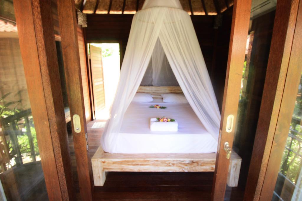 Lembah Bhucarya Hotel Lembongan Esterno foto