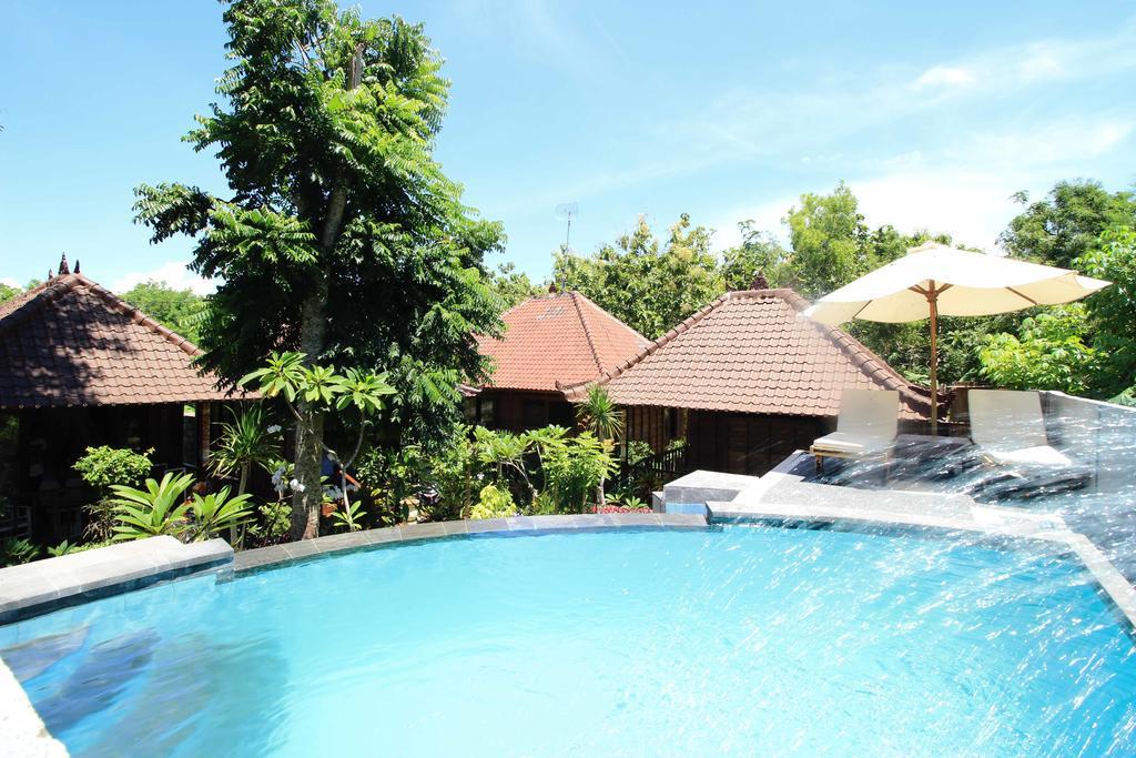 Lembah Bhucarya Hotel Lembongan Esterno foto