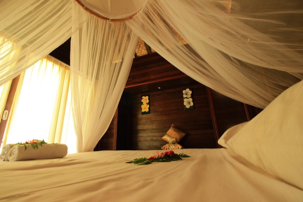 Lembah Bhucarya Hotel Lembongan Esterno foto