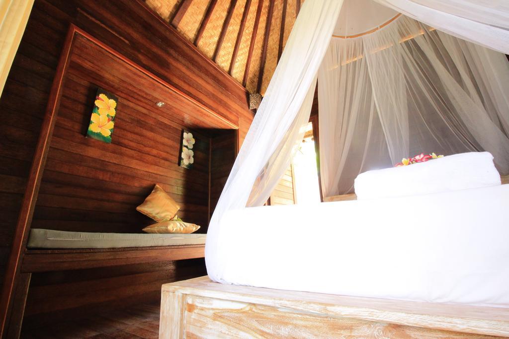 Lembah Bhucarya Hotel Lembongan Esterno foto
